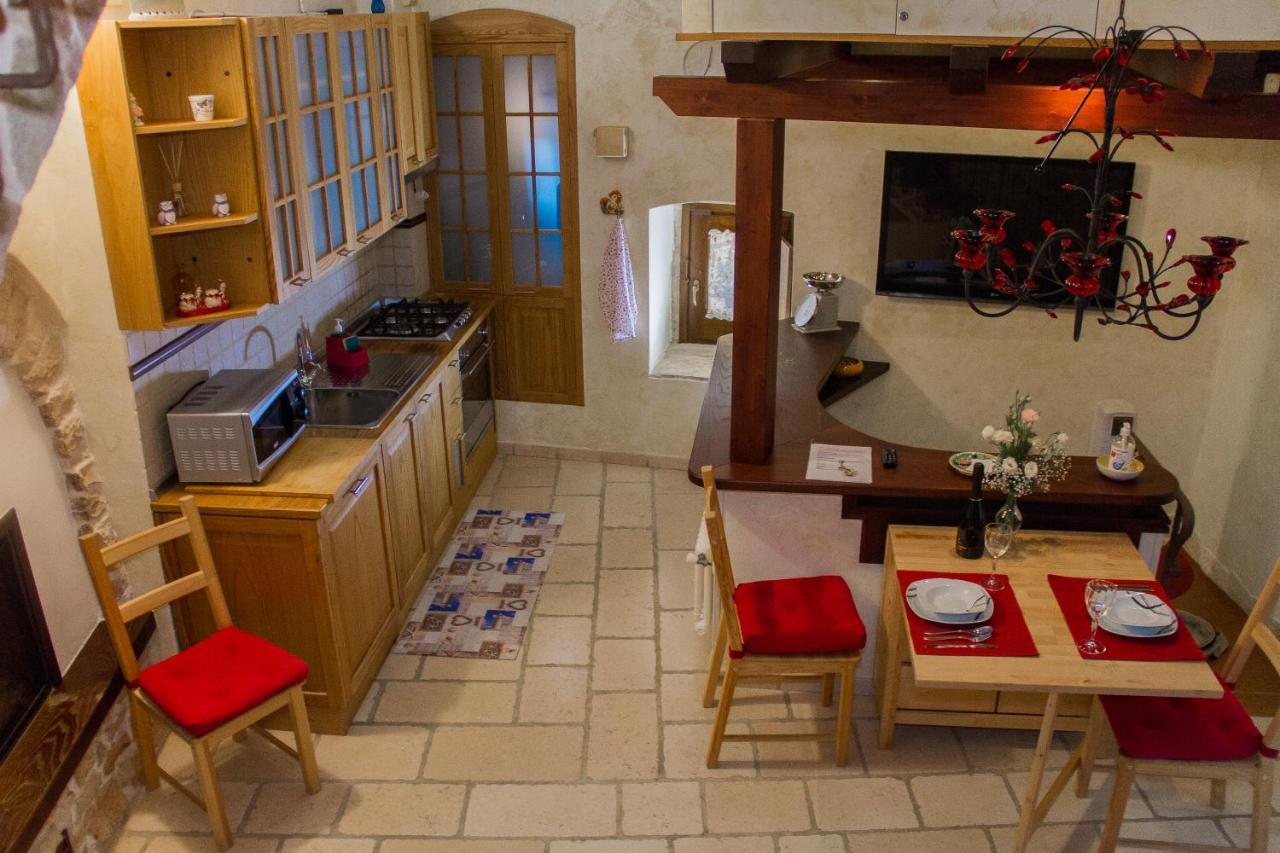 Palo Del Colle Ierva Chiain, Guest House ภายนอก รูปภาพ